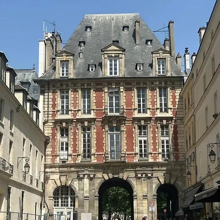 Appartement Charming Marais Place Des Vosges